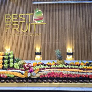 בר לוקסרי - 2 מטר + כוסיות + תפוחים מגולפים